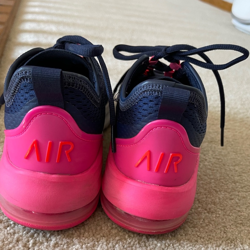 Nike air womens size 7